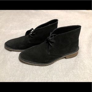 ‼️SELLING CLARK ANKLE BOOTS‼️